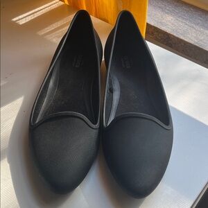 CROCS Black Flats